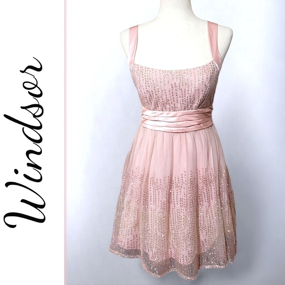 Windsor Soft Pink Short Cocktail Prom Party Dress with Gold Glitter Sparkle - Picture 17 of 17